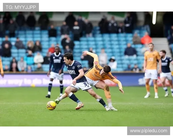 足球比赛中的防守布局与反击组织 足球比赛中的防守布局与反击组织